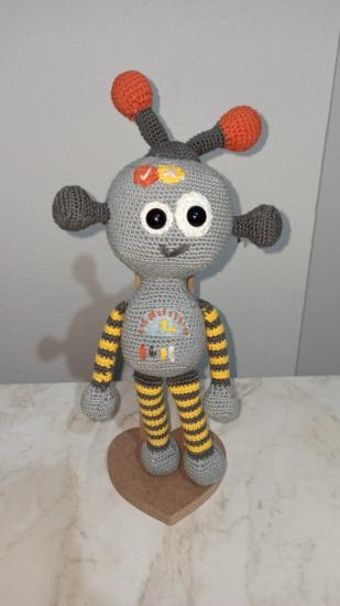 AMİGURUMİ, HANDMADE, EL YAPIMI, ORGANİK OYUNCAK, OYUNCAK ROBOT, ROBOT OYUNCAK, 